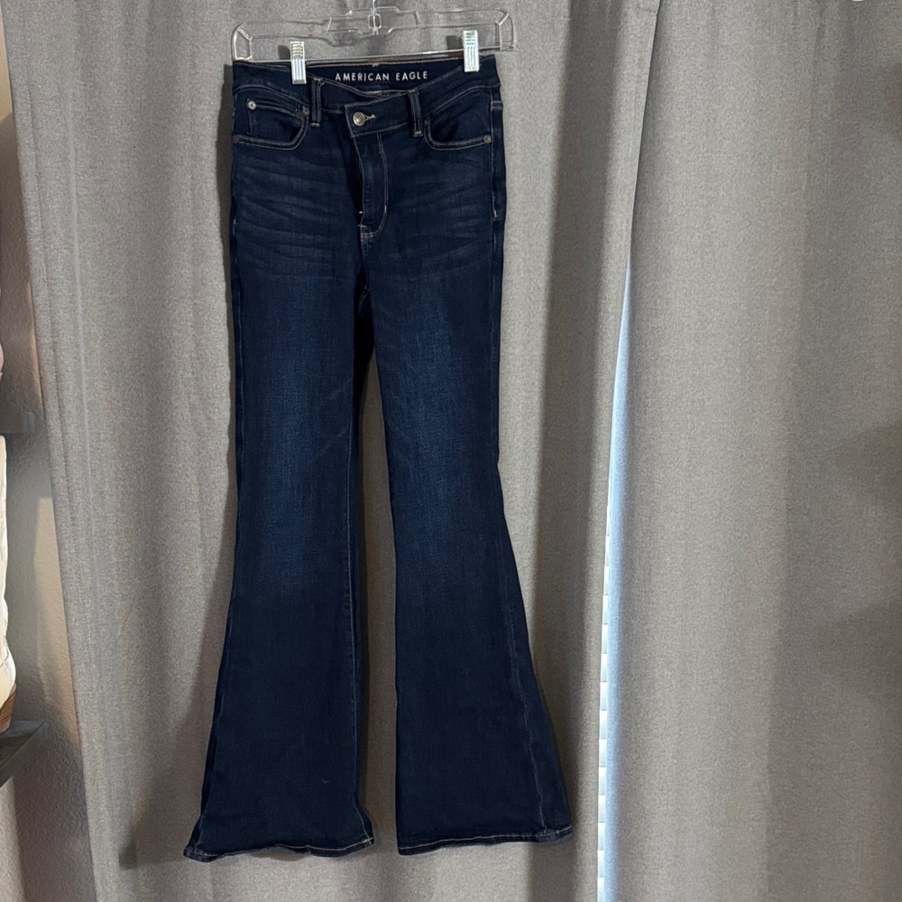 American Eagle Next Level Stretch- super high-rise flare Jeans- size 2 Regular